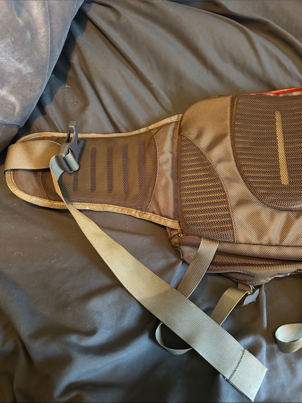 Badlands Men's Camo Waist Pack - Brown Camouflage - Picture 2 of 5